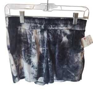 Freshman Girls Large (12/14) Tie Dye Velour Shorts, NWT